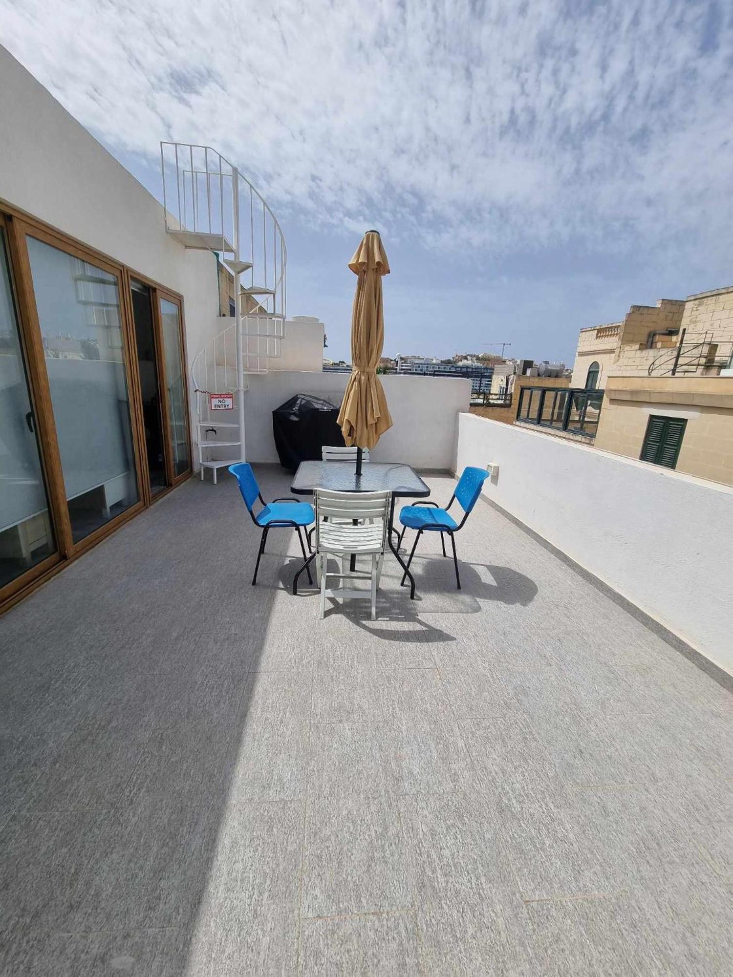 Ferienhaus Renovated Historic 4 Bedroom 4 Bathroom Townhouse In With Valletta Views Over Maltas Grand Harbour