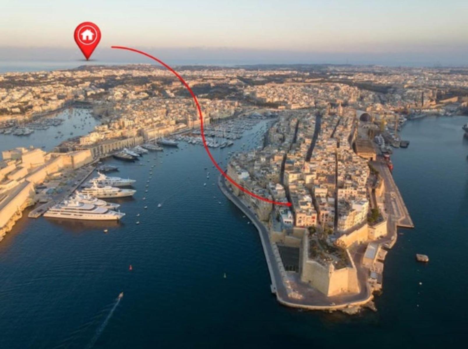 Renovated Historic 4 Bedroom 4 Bathroom Townhouse In With Valletta Views Over Maltas Grand Harbour Ferienhaus Senglea